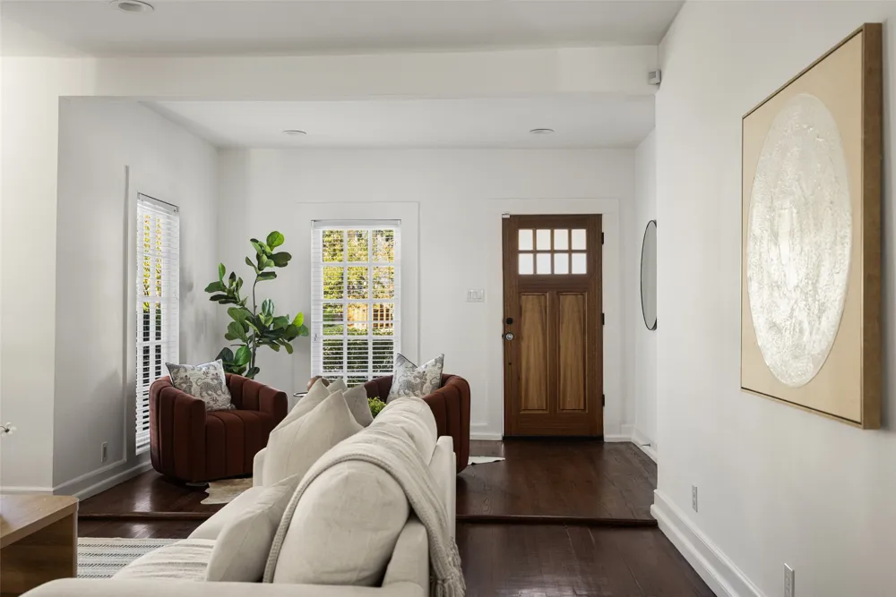 2007 Euclid Avenue Dallas, TX 75206