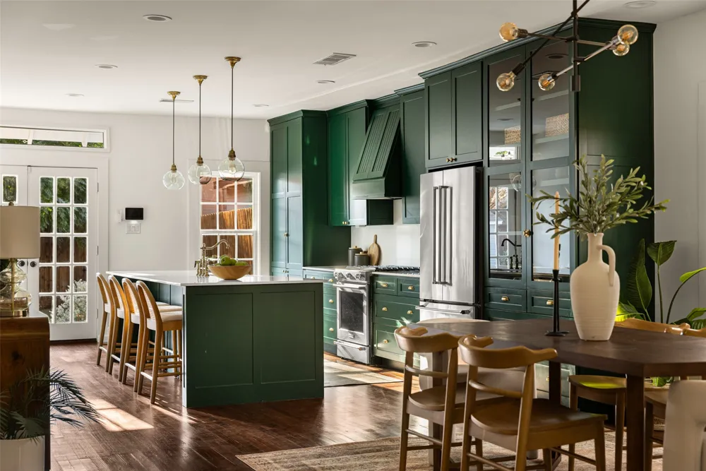 2007 Euclid Avenue Dallas, TX 75206