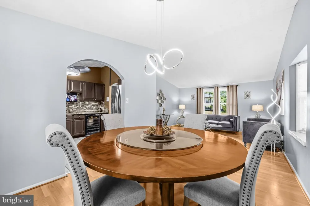 6603 SEWARD ROAD Bowie, MD 20720