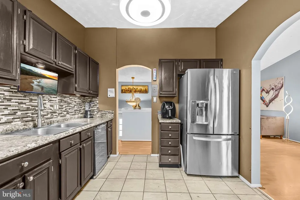 6603 SEWARD ROAD Bowie, MD 20720