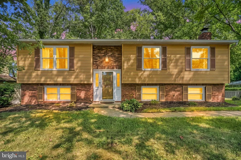 6603 SEWARD ROAD Bowie, MD 20720