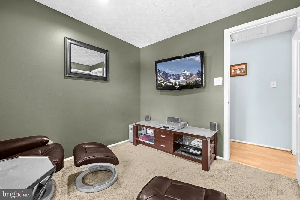 6603 SEWARD ROAD Bowie, MD 20720