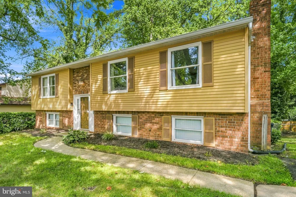 6603 SEWARD ROAD Bowie, MD 20720