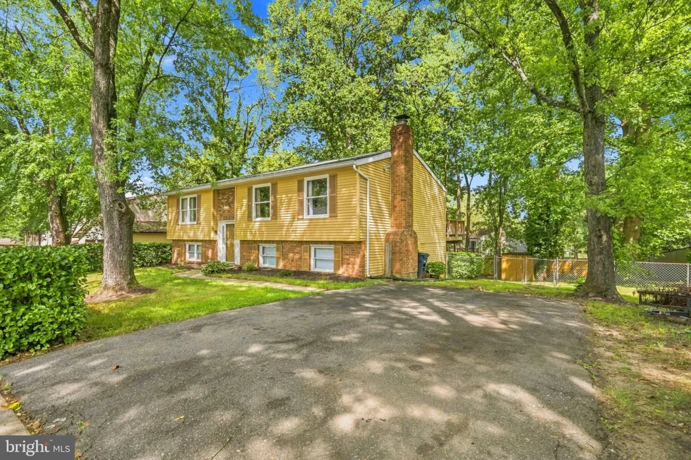 6603 SEWARD ROAD Bowie, MD 20720