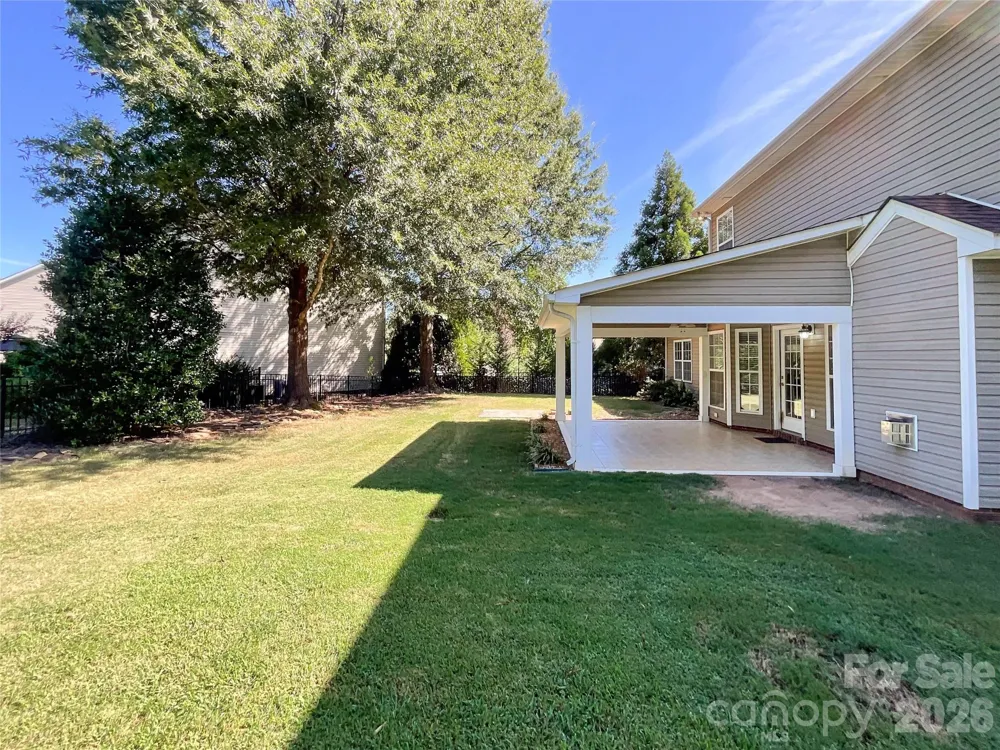 1112 Tranquil Falls Lane Matthews, NC 28104