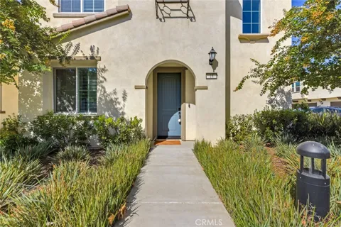 26149 Park Avenue #18