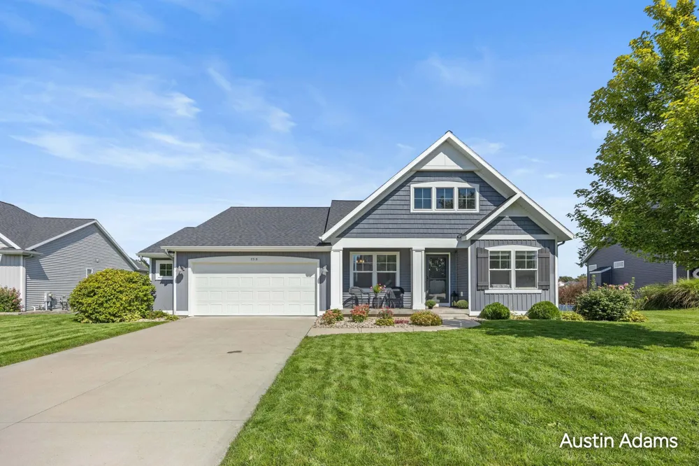 7713 Hawkin Street Allendale, MI 49401