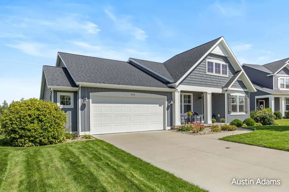 7713 Hawkin Street Allendale, MI 49401