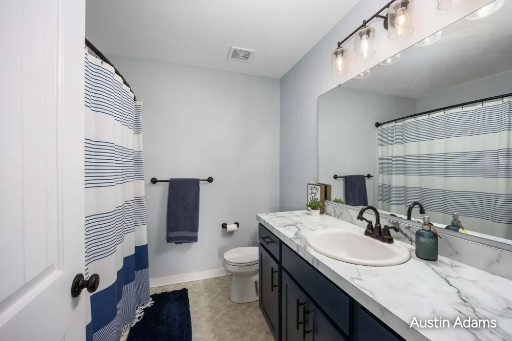 7713 Hawkin Street Allendale, MI 49401