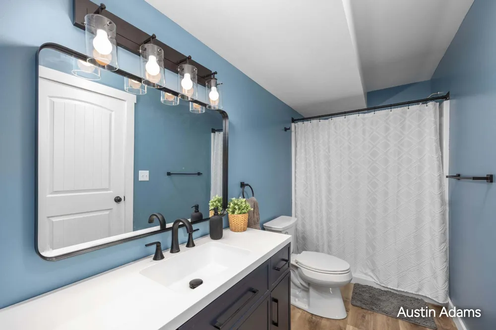 7713 Hawkin Street Allendale, MI 49401