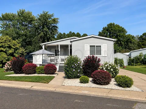 13 Judith Way