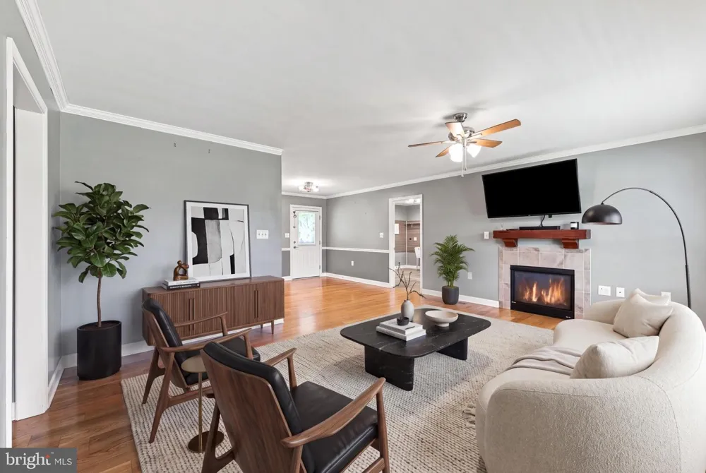 1960 SILER ROAD Winchester, VA 22603