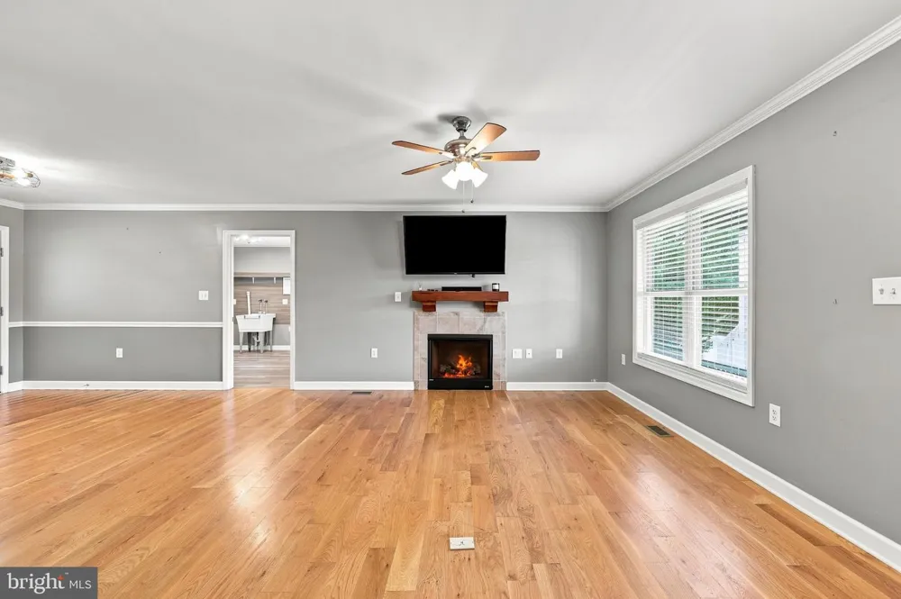 1960 SILER ROAD Winchester, VA 22603