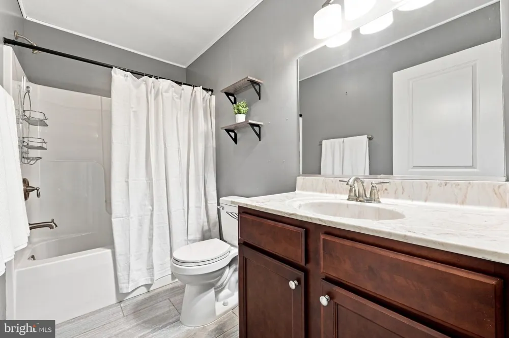 1960 SILER ROAD Winchester, VA 22603