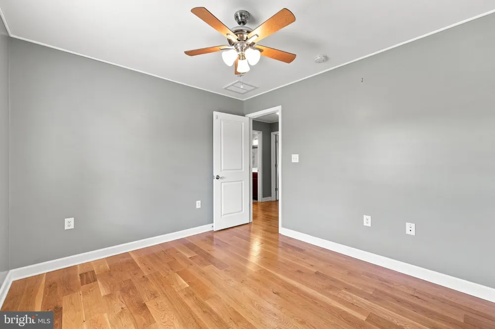 1960 SILER ROAD Winchester, VA 22603