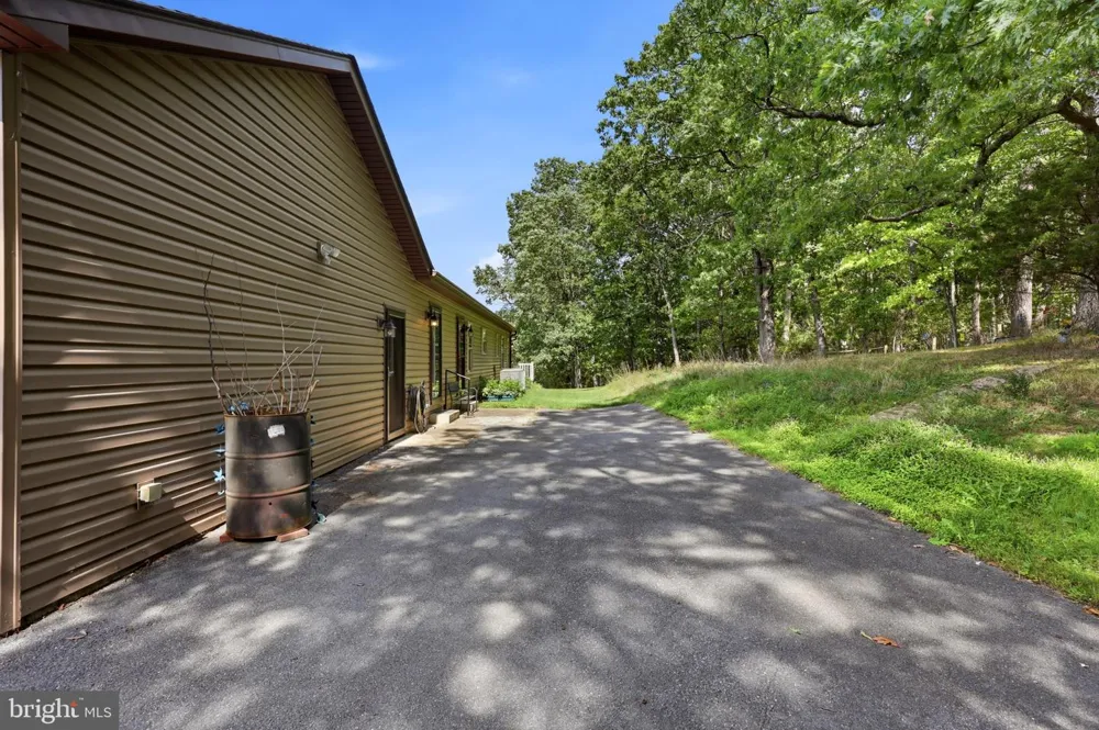 1960 SILER ROAD Winchester, VA 22603