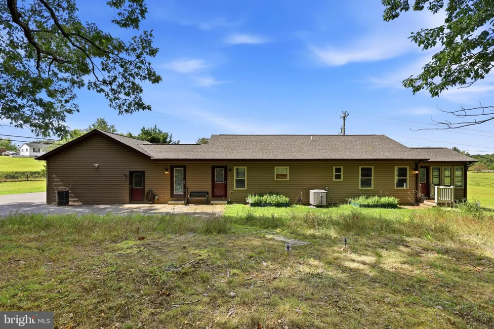1960 SILER ROAD Winchester, VA 22603