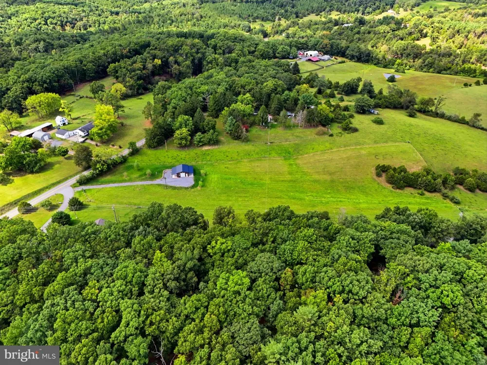 1960 SILER ROAD Winchester, VA 22603