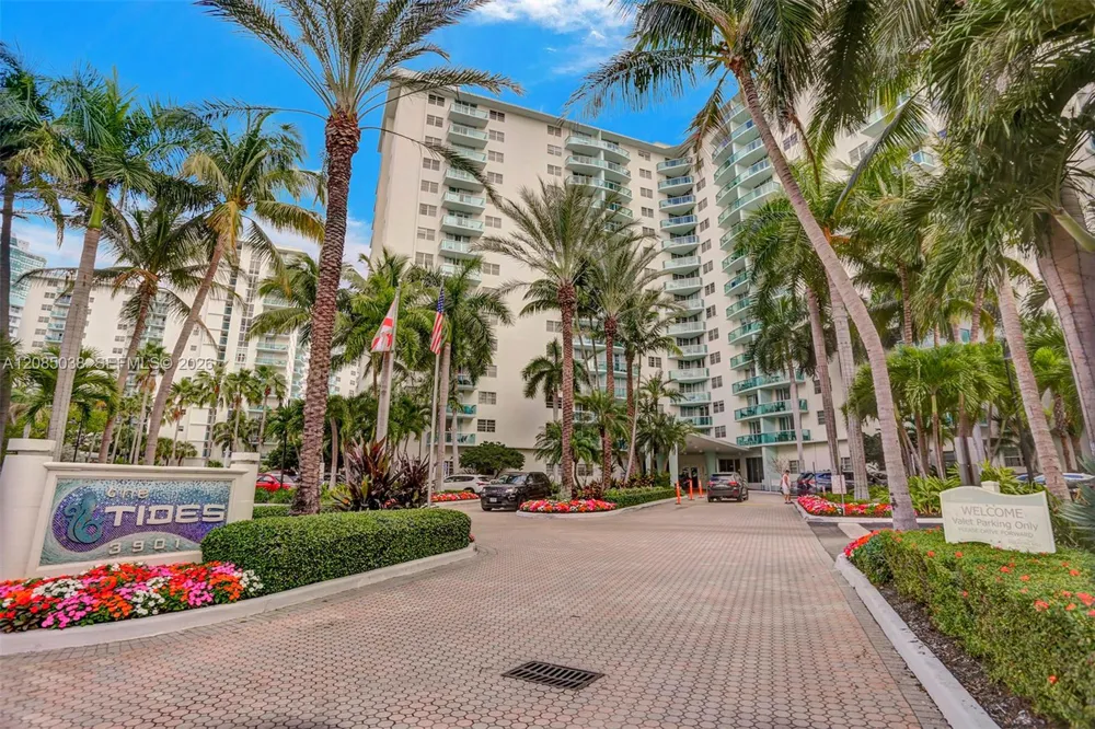3901 S Ocean Dr #11L Hollywood, FL 33019