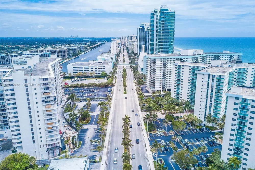 3901 S Ocean Dr #11L Hollywood, FL 33019