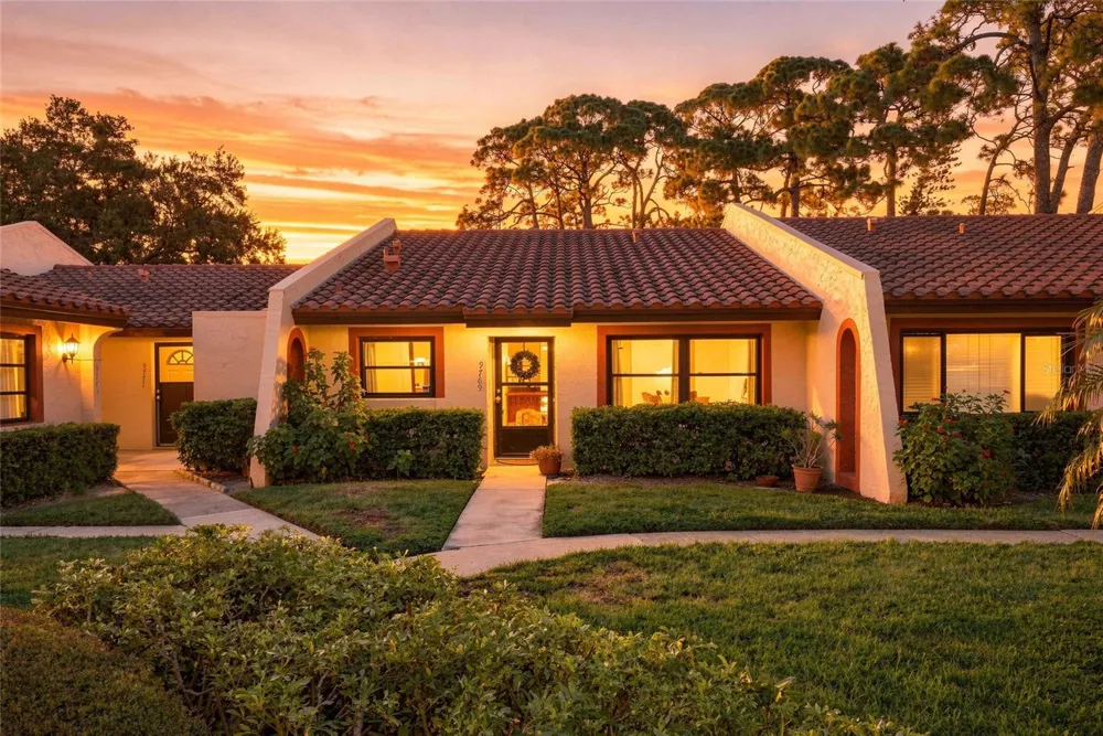 9769 86TH AVENUE #9769 Seminole, FL 33777