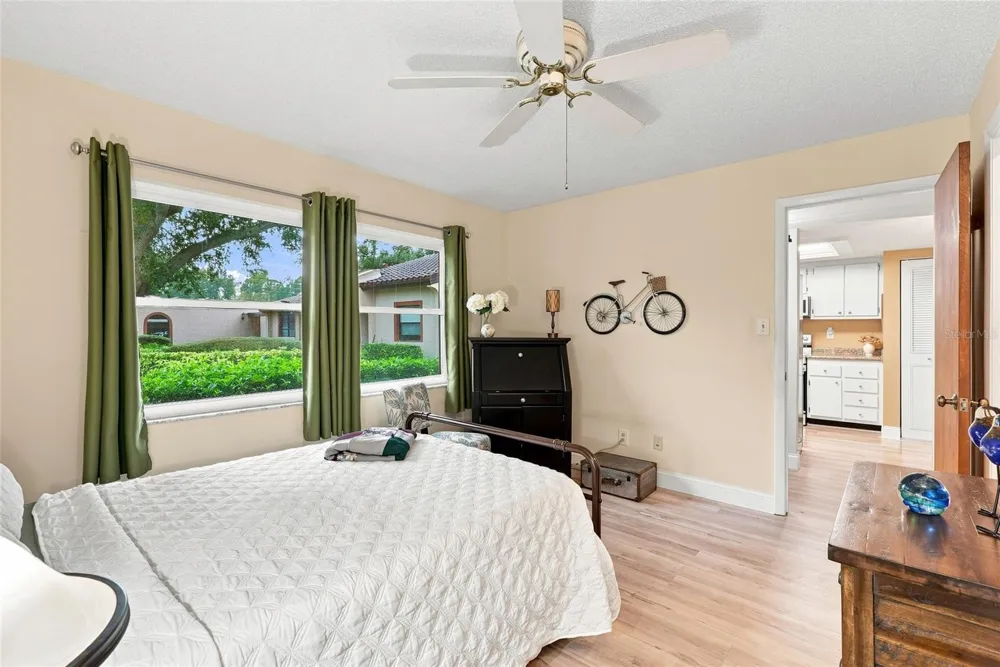 9769 86TH AVENUE #9769 Seminole, FL 33777