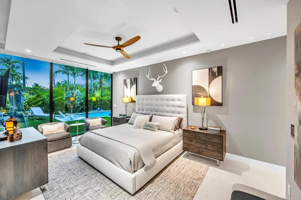 215 NE 28TH COURT Wilton Manors, FL 33334