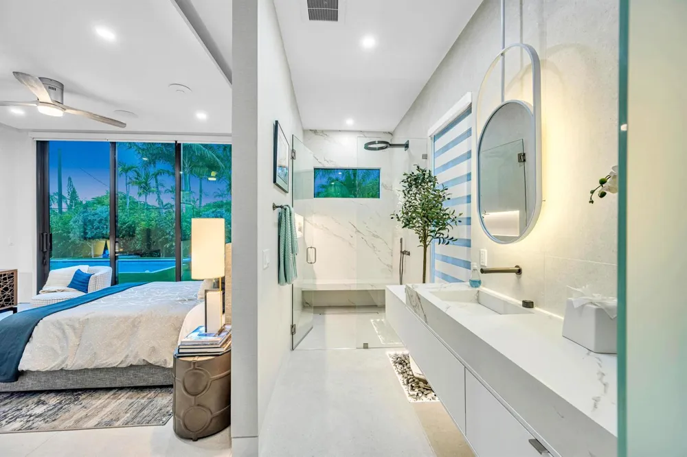 215 NE 28TH COURT Wilton Manors, FL 33334