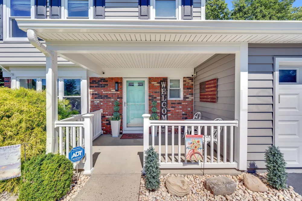 12 Yellowstone Lane Howell, NJ 07731