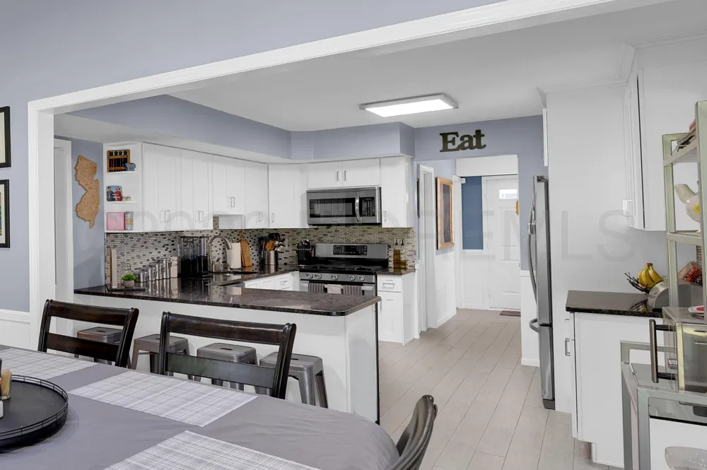 12 Yellowstone Lane Howell, NJ 07731