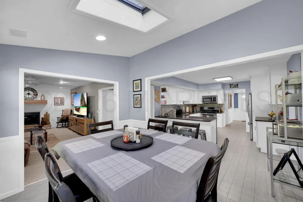 12 Yellowstone Lane Howell, NJ 07731