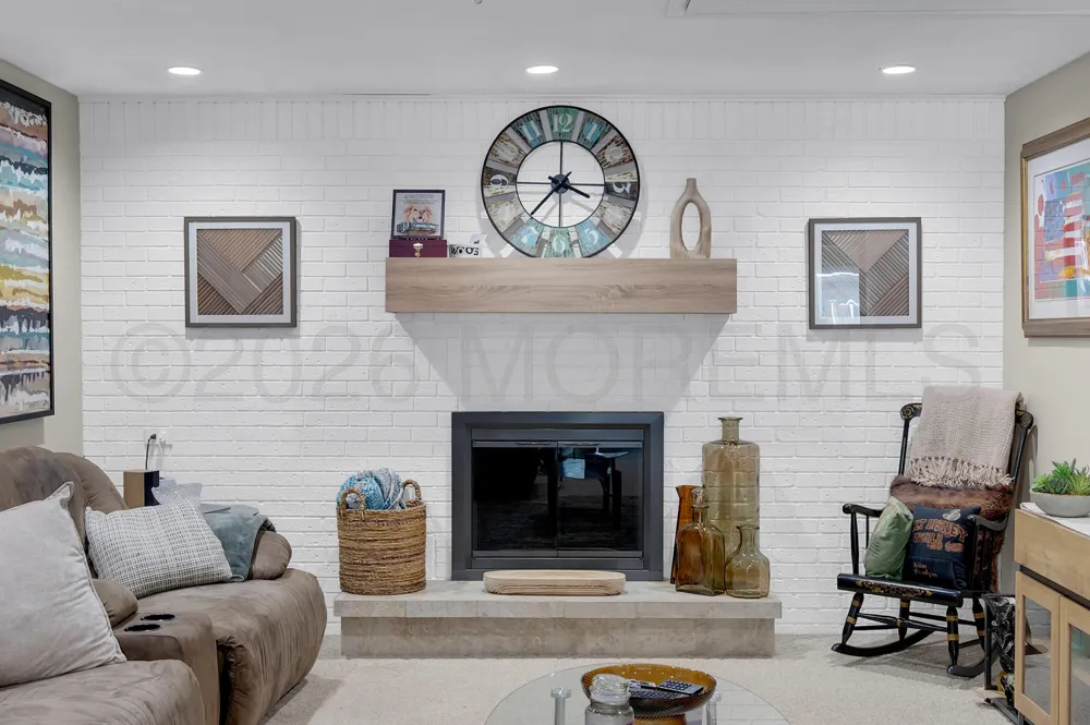 12 Yellowstone Lane Howell, NJ 07731