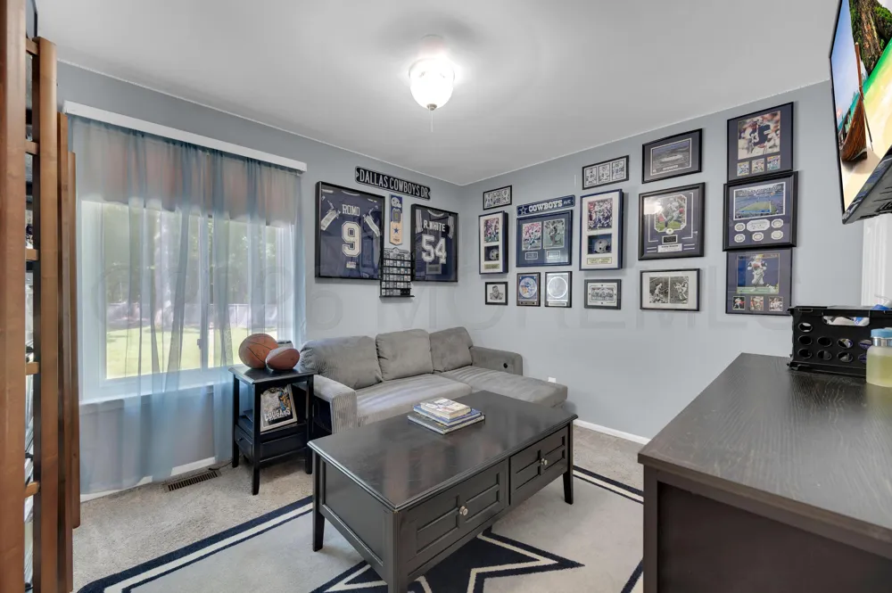 12 Yellowstone Lane Howell, NJ 07731