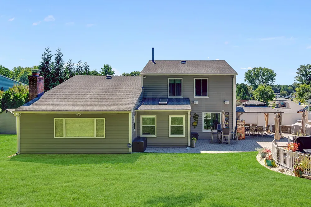12 Yellowstone Lane Howell, NJ 07731