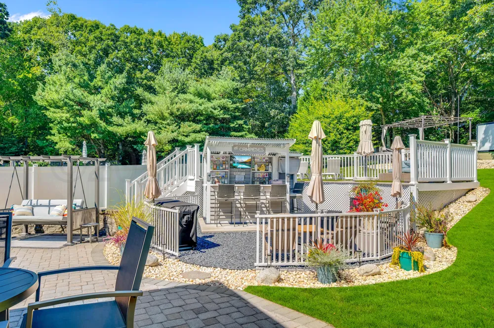 12 Yellowstone Lane Howell, NJ 07731