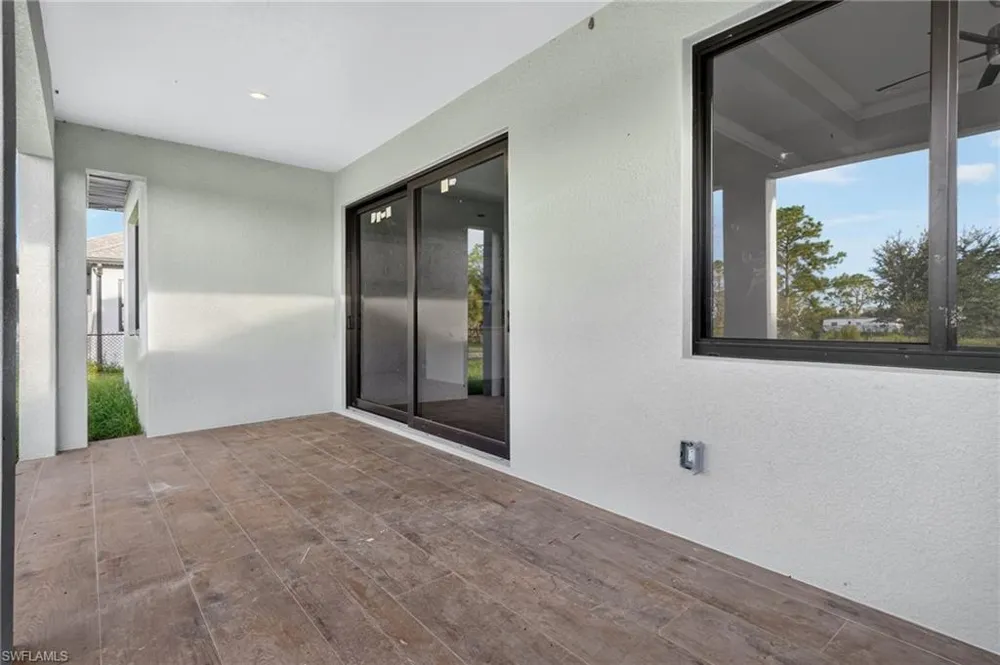 3261 31ST AVENUE NE Naples, FL 34120
