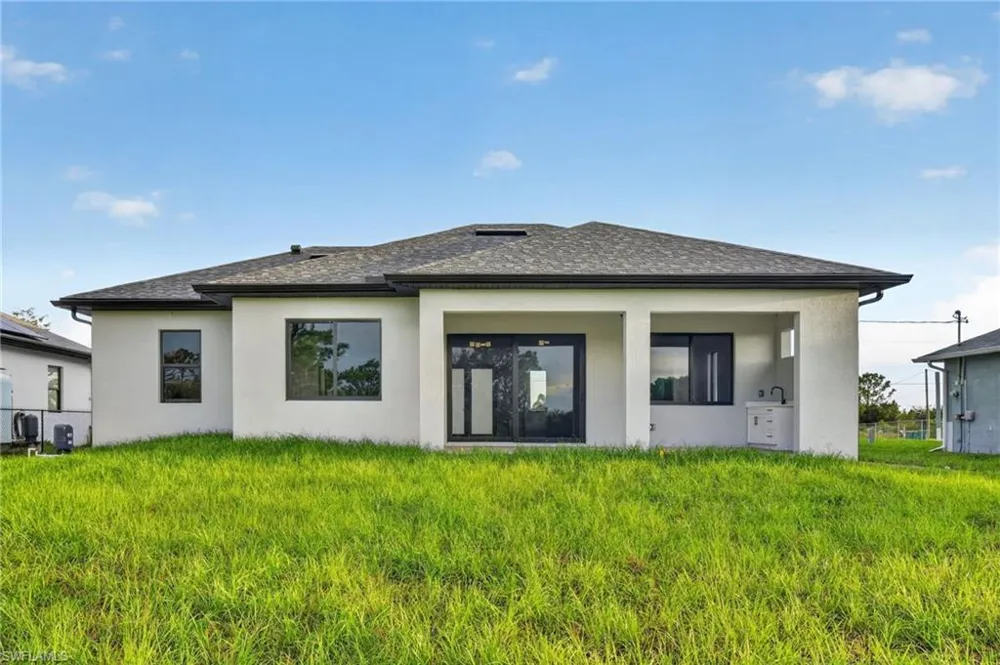 3261 31ST AVENUE NE Naples, FL 34120