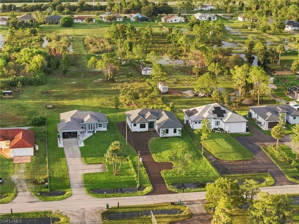 3261 31ST AVENUE NE Naples, FL 34120