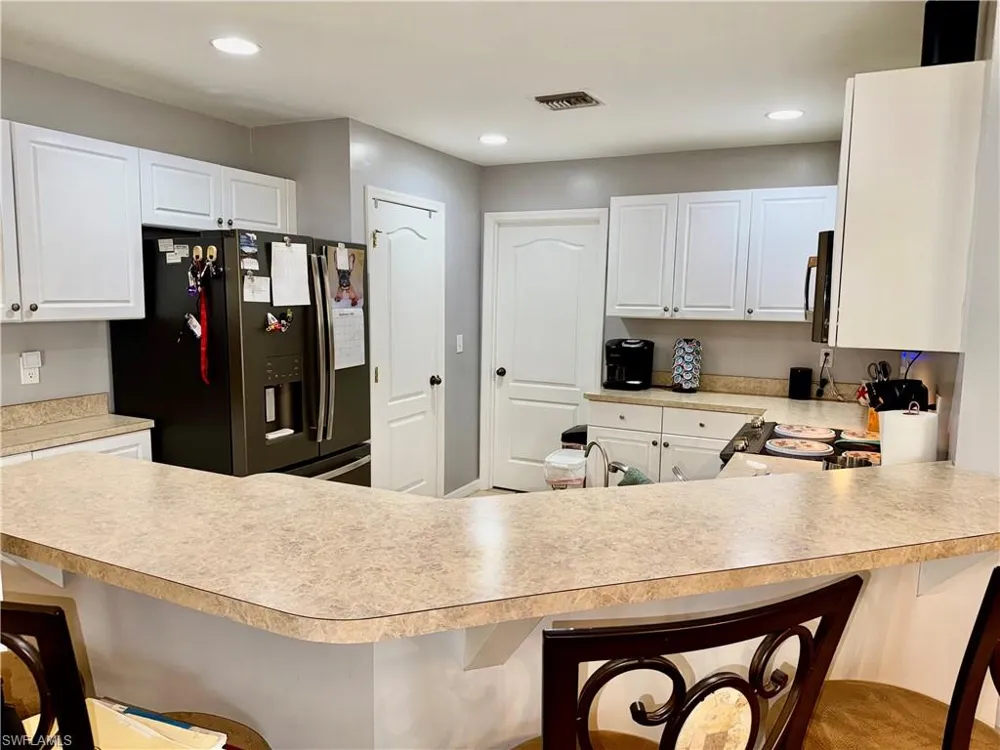 2133 NE 19th Place Cape Coral, FL 33909