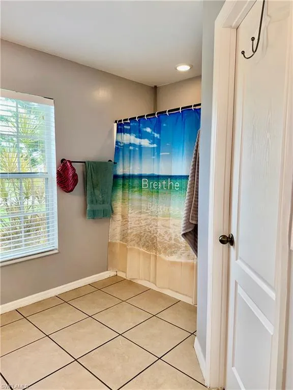2133 NE 19th Place Cape Coral, FL 33909