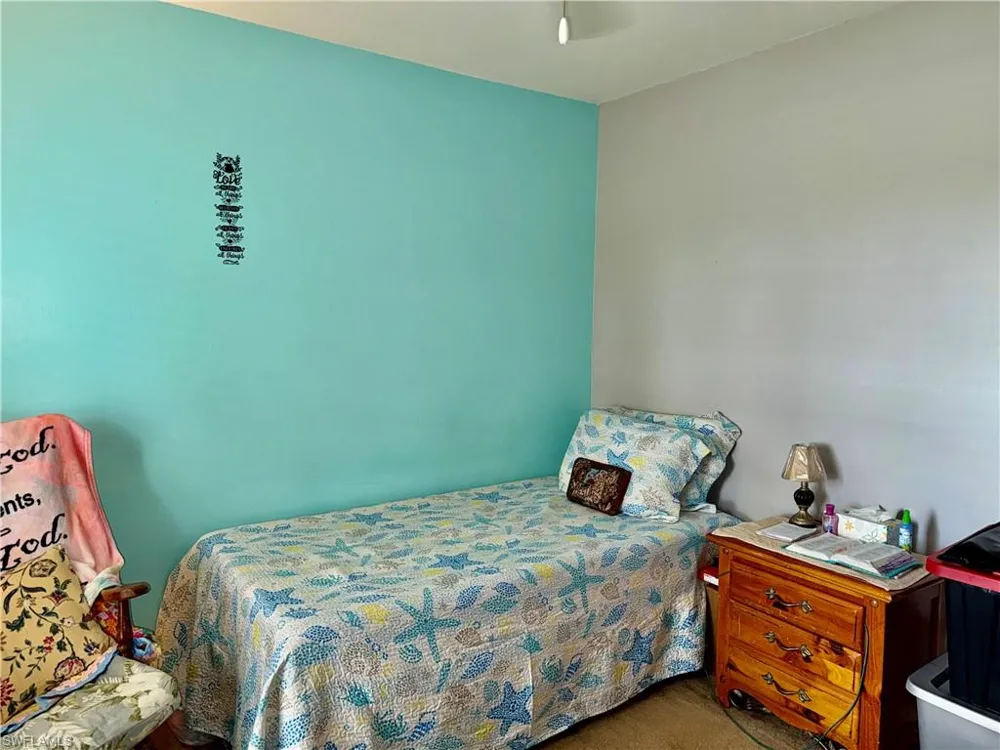 2133 NE 19th Place Cape Coral, FL 33909