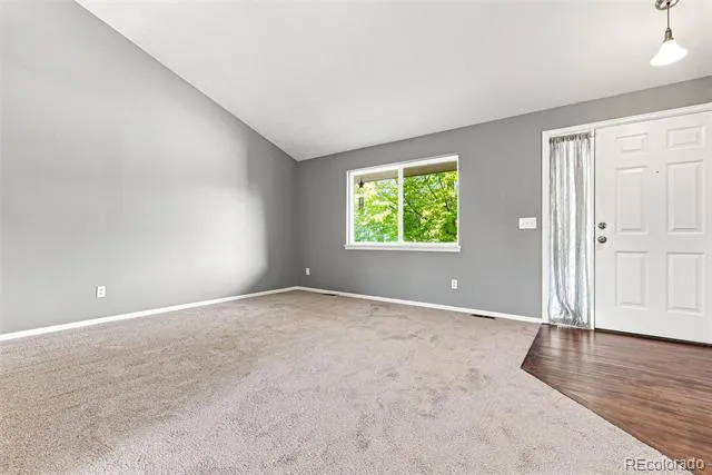 5307 S Liverpool Way Centennial, CO 80015