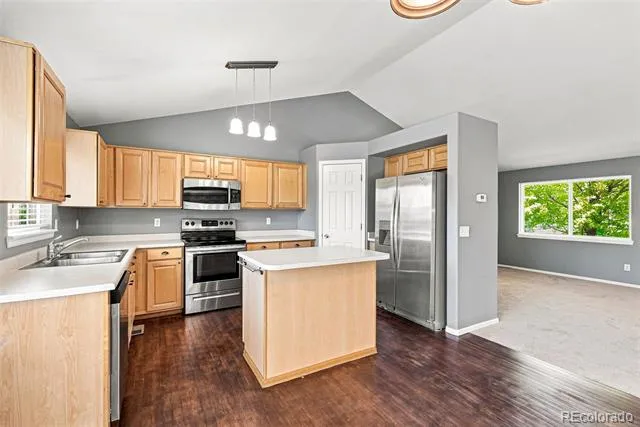 5307 S Liverpool Way Centennial, CO 80015