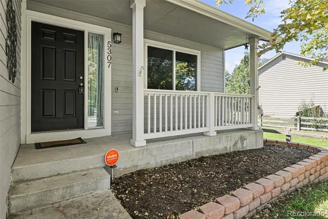 5307 S Liverpool Way Centennial, CO 80015