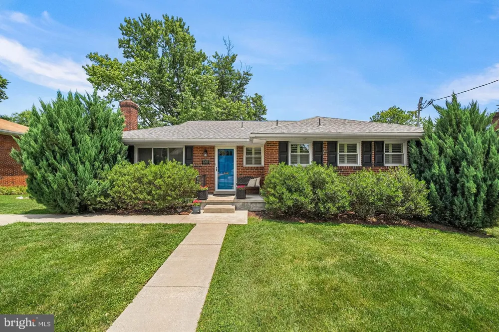 2305 PEGGY LANE Silver Spring, MD 20910