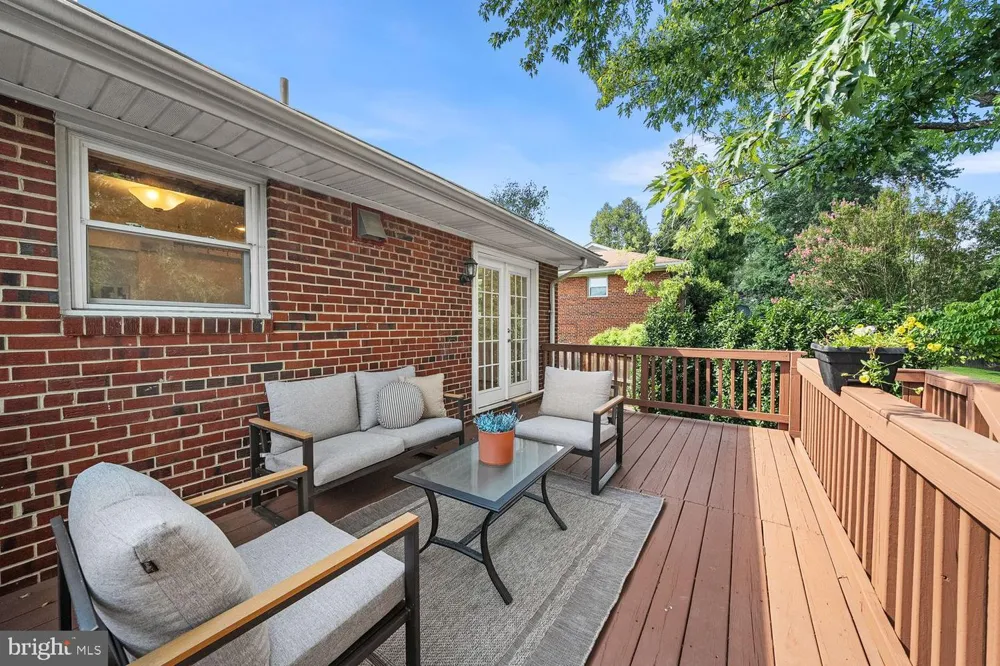 2305 PEGGY LANE Silver Spring, MD 20910