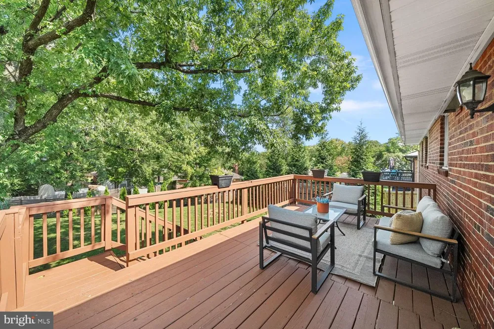 2305 PEGGY LANE Silver Spring, MD 20910