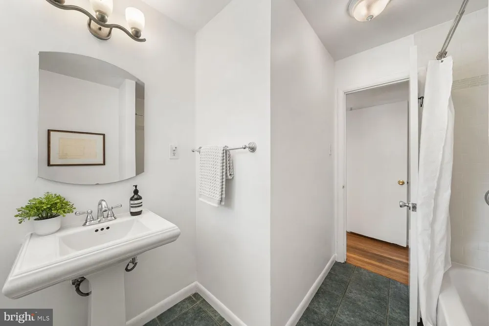 2305 PEGGY LANE Silver Spring, MD 20910