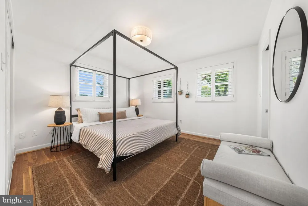 2305 PEGGY LANE Silver Spring, MD 20910