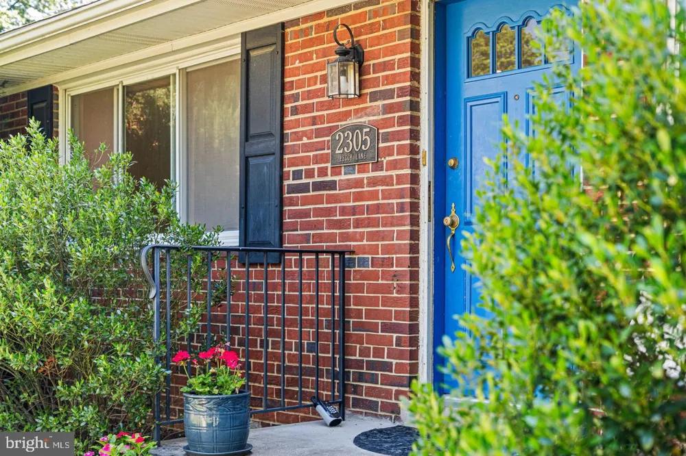 2305 PEGGY LANE Silver Spring, MD 20910